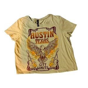 Electric Pink Sz XS Women Juniors Cropped Graphic Tee